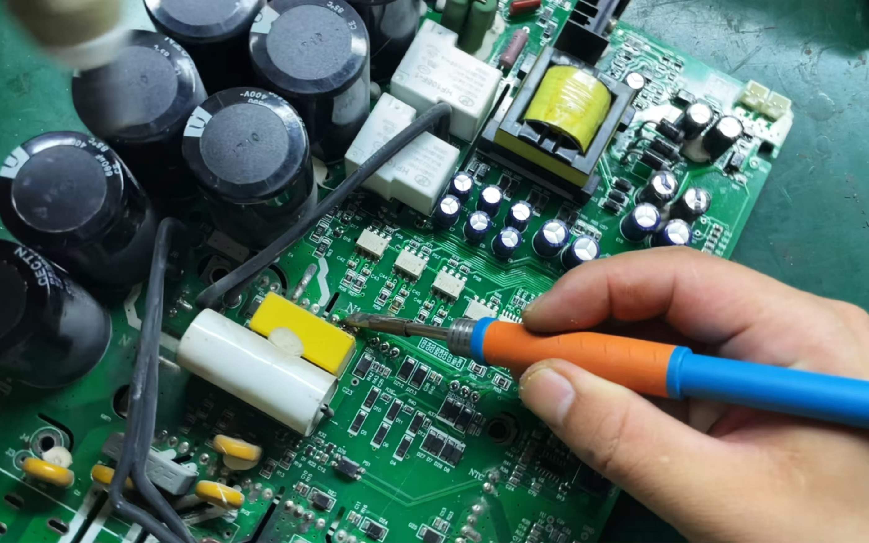 我们是怎么在电路板焊接中做到100%合格率的。